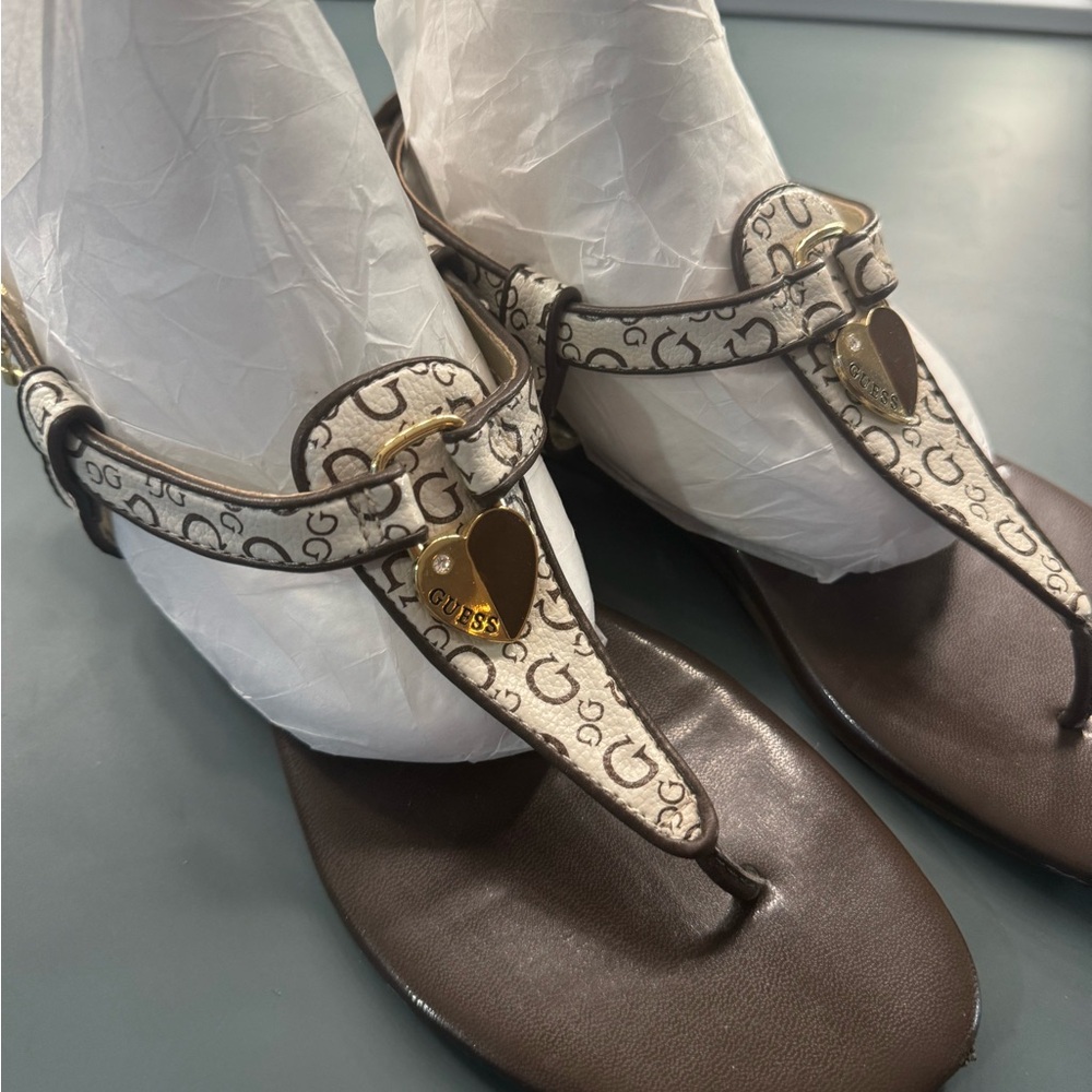 GUESS SANDALS - Picture 6 of 6